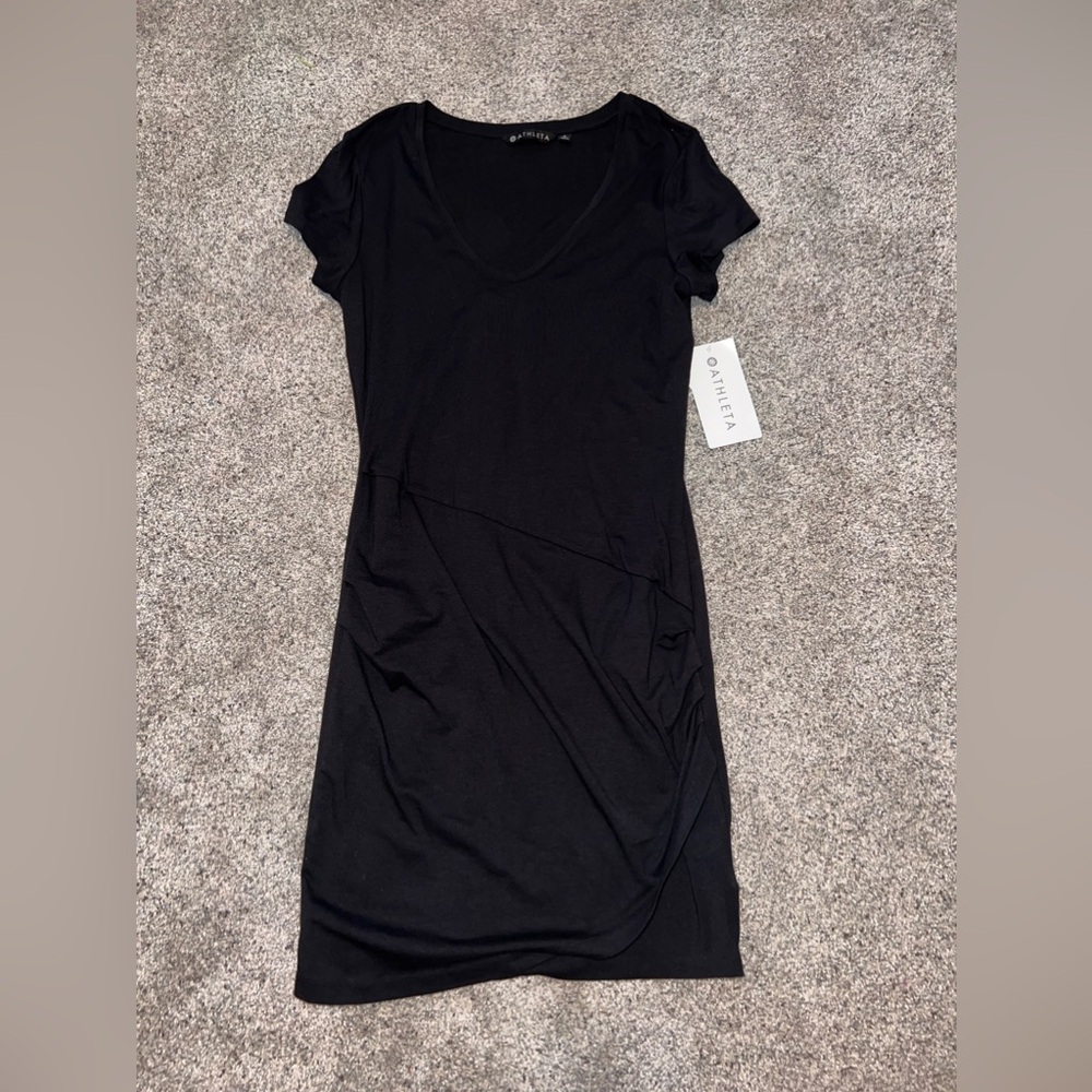 Athleta Central Dress. NWT. Black. Size small.